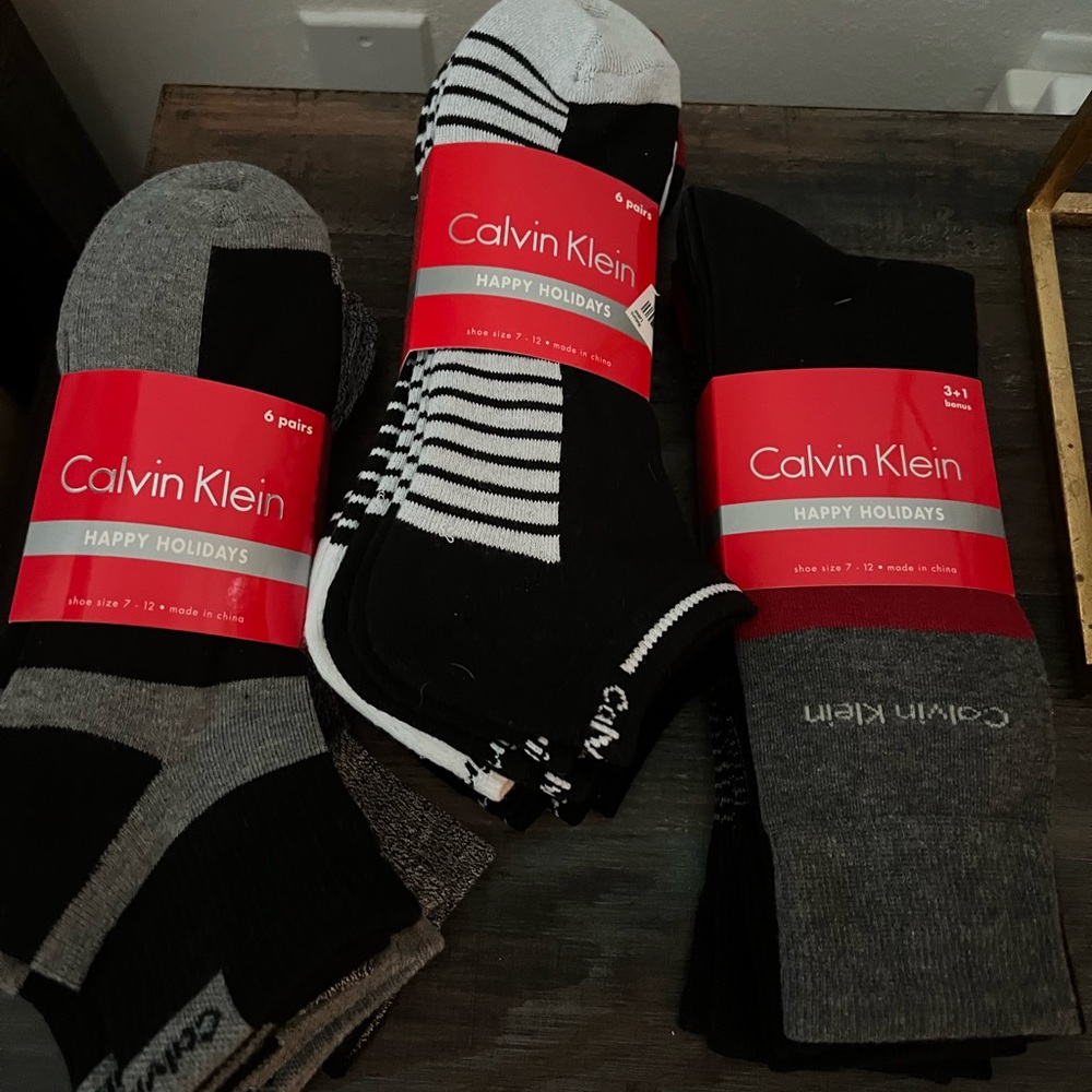 CALVIN KLEIN New Athletic and Dress Men’s Socks Assortment 16 Pairs
